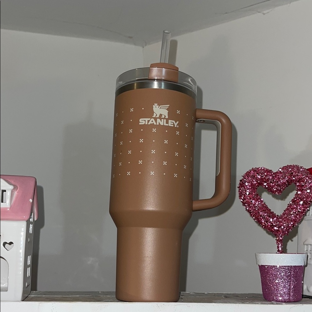 40 oz Deep Clay Stanley Tumbler with Straw